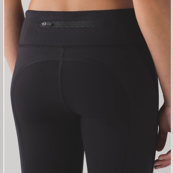 Lululemon On Track Crop (19") - Picture 5 of 6